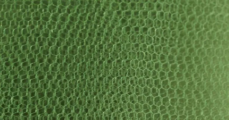 ΤΟΥΛΙ ΕΛΛΗΝΙΚΟΥ ΤΥΠΟΥ 180 cm