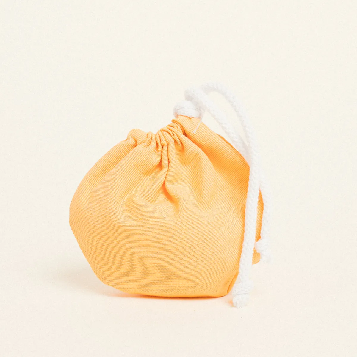 ΠΟΥΓΚΙ ΟΒΑΛ ΜΕ ΚΟΡΔΟΝΙ ΜΟΝΟΧΡΩΜΟ PREMIUM 13 x 14 cm