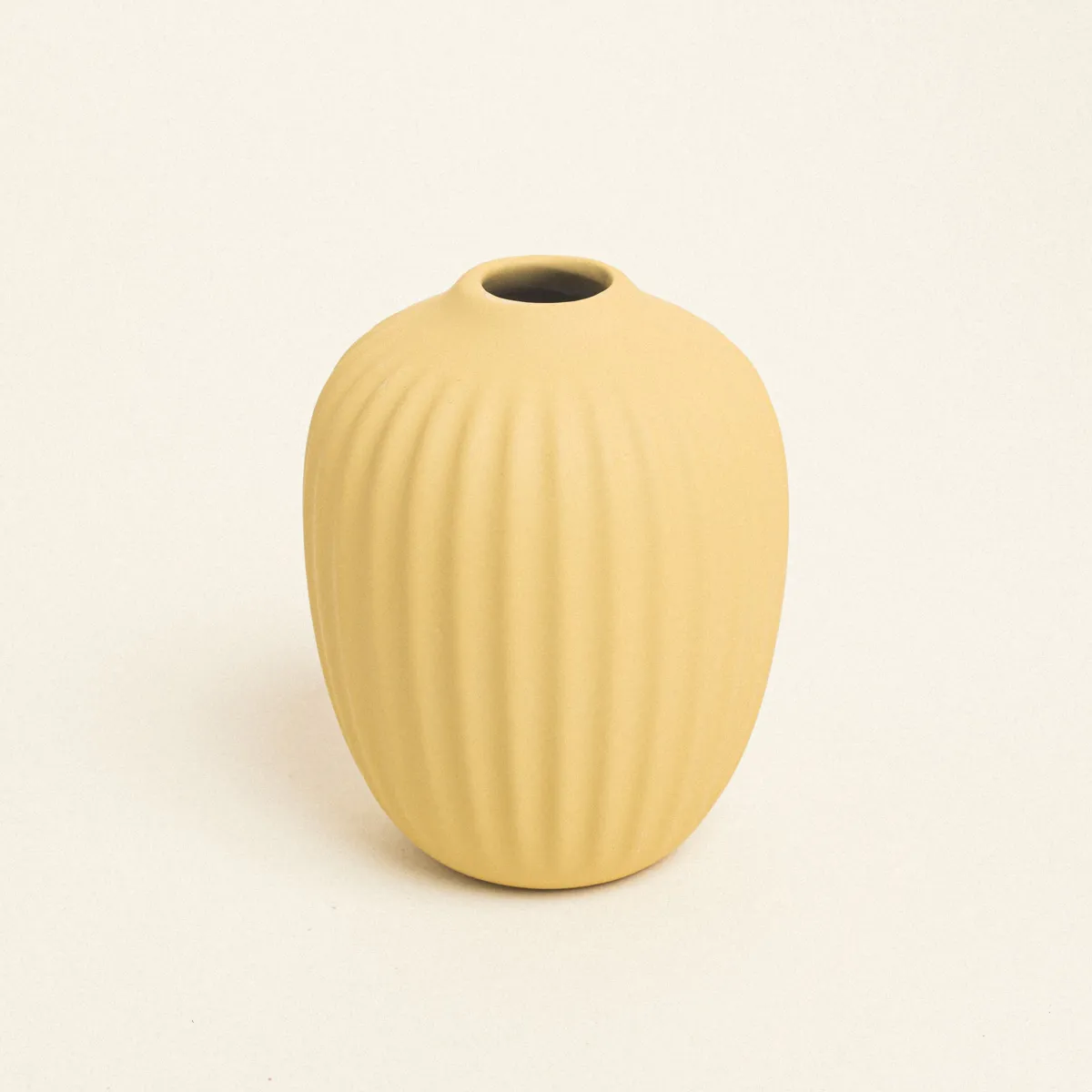 Ματ Κεραμικό Βάζο 8 cm x 10 cm